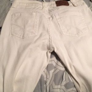 Paris blues white jeans